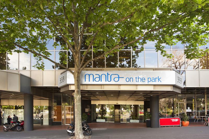 Aparthotel Mantra On The Park Melbourne City Exterior foto